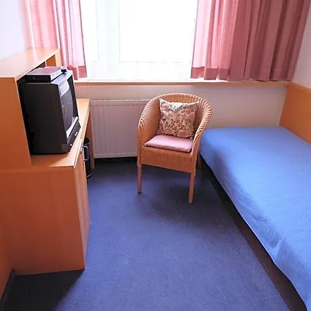 Hotell Mokahotel *